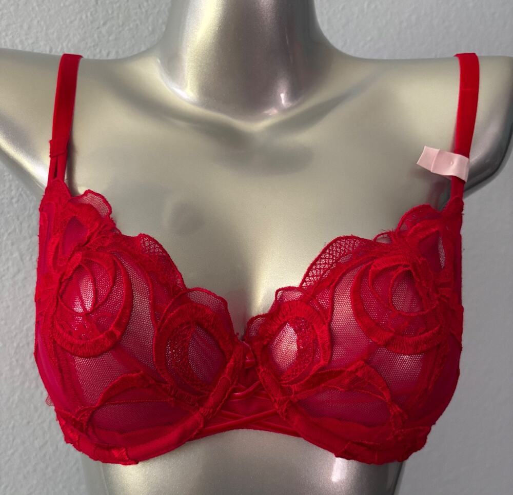 Victoria's Secret Bra Dream Angels Red Lace Unlined Uplift Sling Bra Nwt